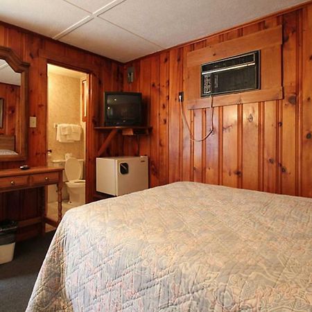 Dolphyn Motel Хэмптон Экстерьер фото